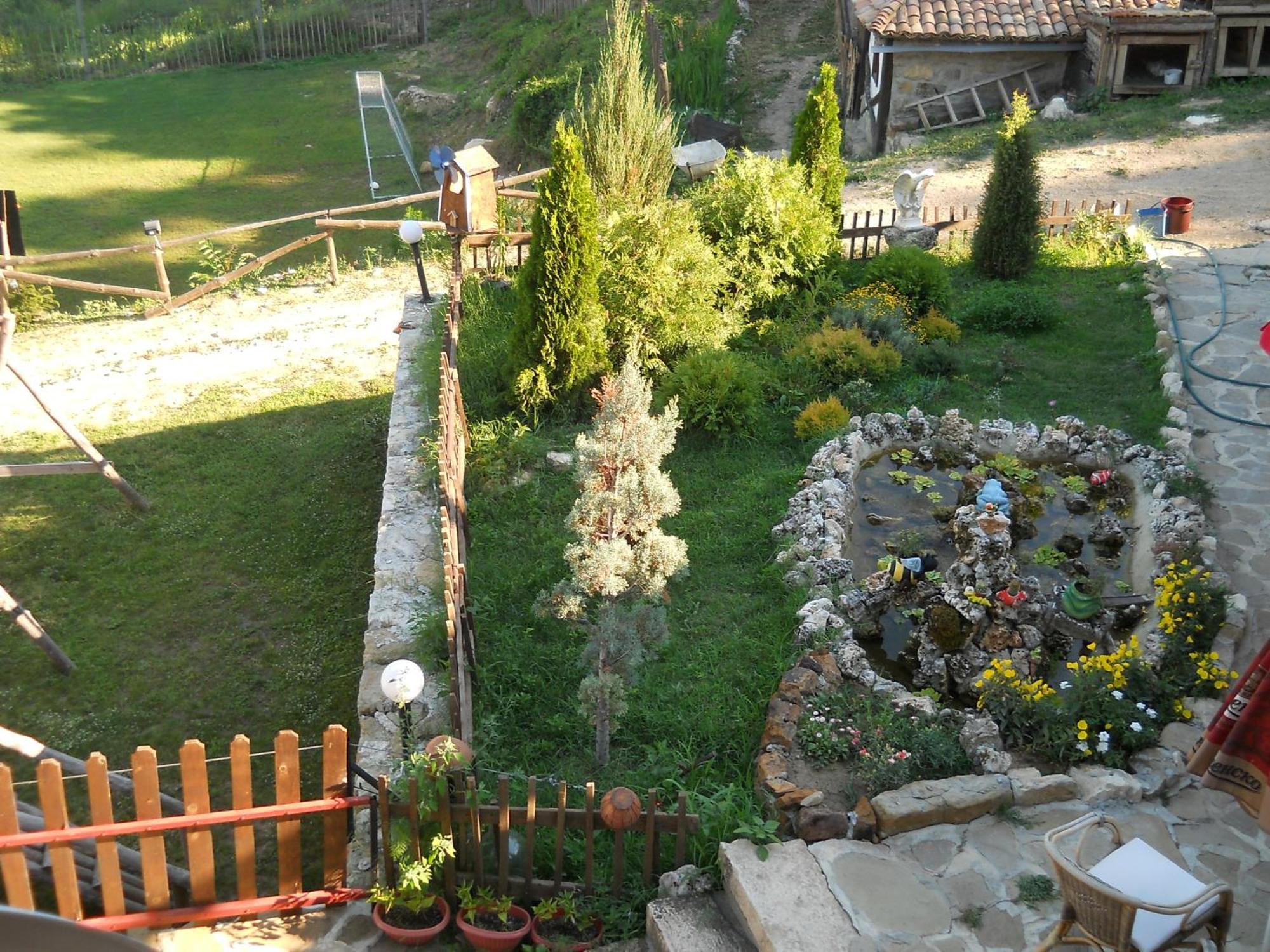 Complex Cherni Vrah Cherni Vrukh Bagian luar foto
